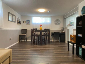 2 bedroom rental apartment , 1 sofa bed, 2 car parking